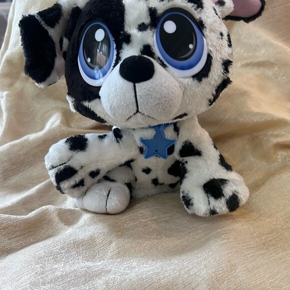 Little Tikes Rescue Plush Tales Adoptable Pet Dalmatian Interactive Pet Toy - Picture 4 of 14